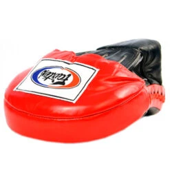 FAIRTEX FOCUS MITTS ULTIMATE FMV9 - BLACK/RED -Boxing Club Store FAIRTEXFOCUSMITTSFMV9 4