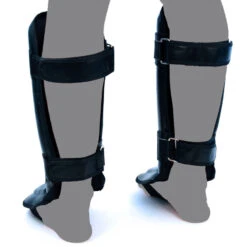 Fairtex Shin Guards / SP3 / Black -Boxing Club Store FTX SP3 BLK 2