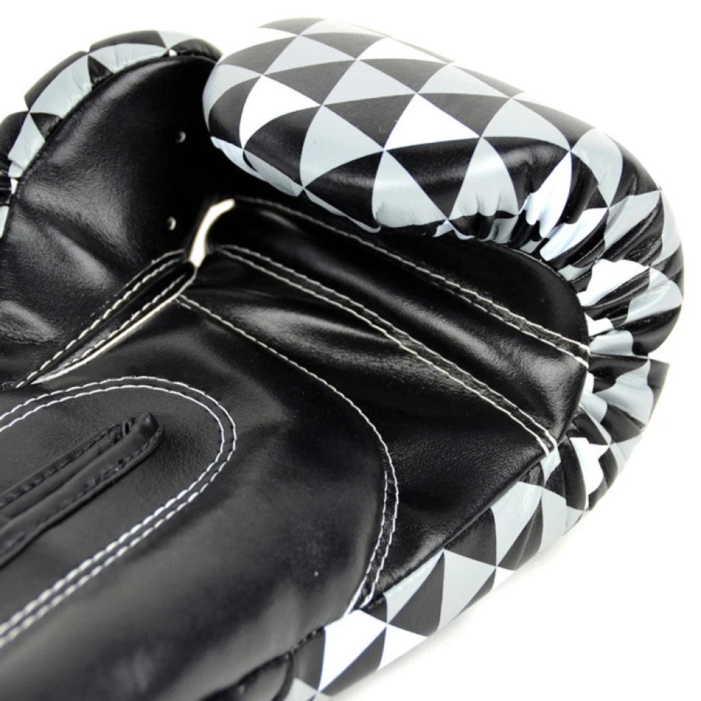 MUAY THAI MICROFIBER BOXING GLOVES FAIRTEX BGV14 - BLACK PRISM 4 MUAY THAI MICROFIBER BOXING GLOVES FAIRTEX BGV14 - BLACK PRISM - Image 4
