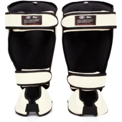 Fairtex SP7 Detachable Muay Thai Shin Guard -Boxing Club Store GUEST 23fc5ab8 952b 4cdb b2dd b342aa4caa6e