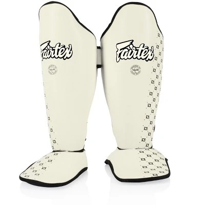 Fairtex SP5 Competition Muay Thai Shin Guard 8 Fairtex SP5 Competition Muay Thai Shin Guard - Image 8
