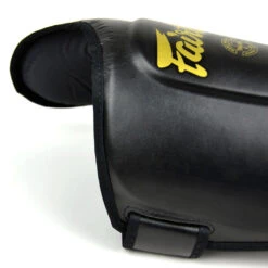 FAIRTEX SHIN GUARDS SP8 - BLACK -Boxing Club Store fairtex sp8 black 6 1000x1000 1