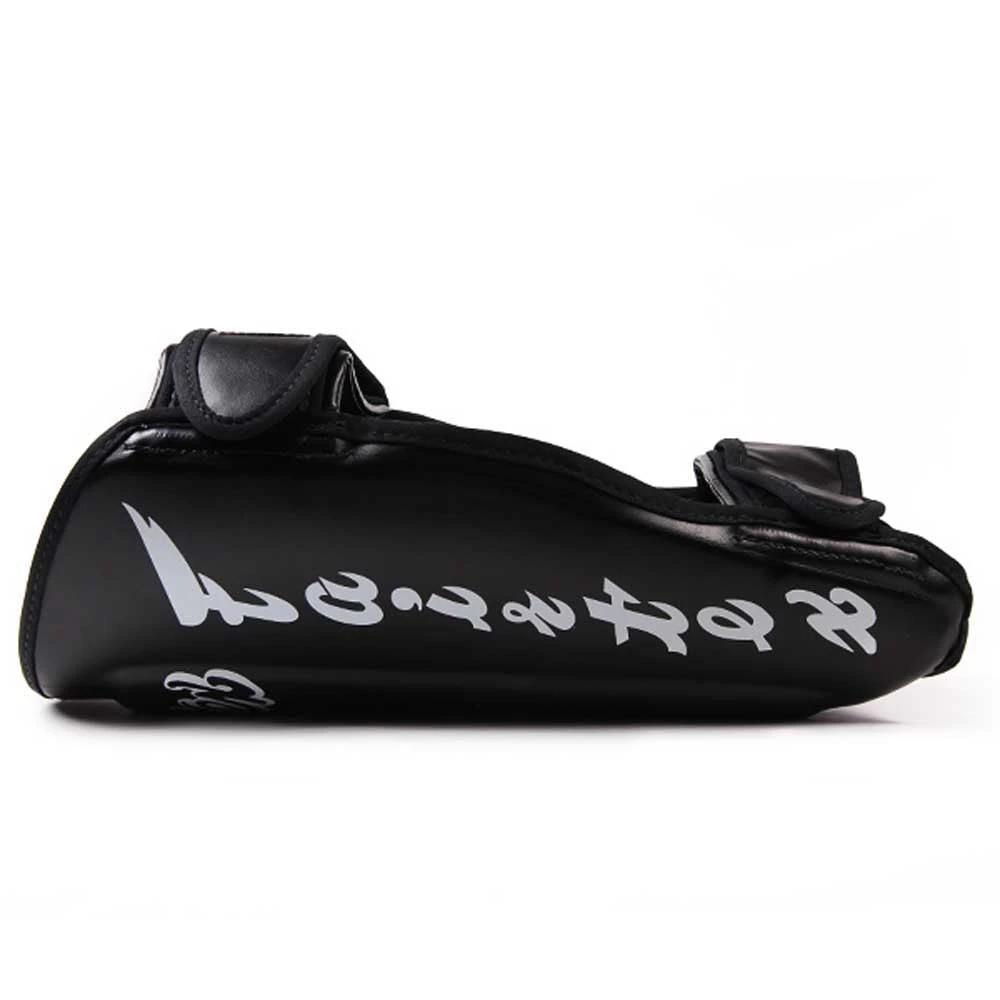 Fairtex Twister Detachable Shin Guards Black 2 Fairtex Twister Detachable Shin Guards Black - Image 2