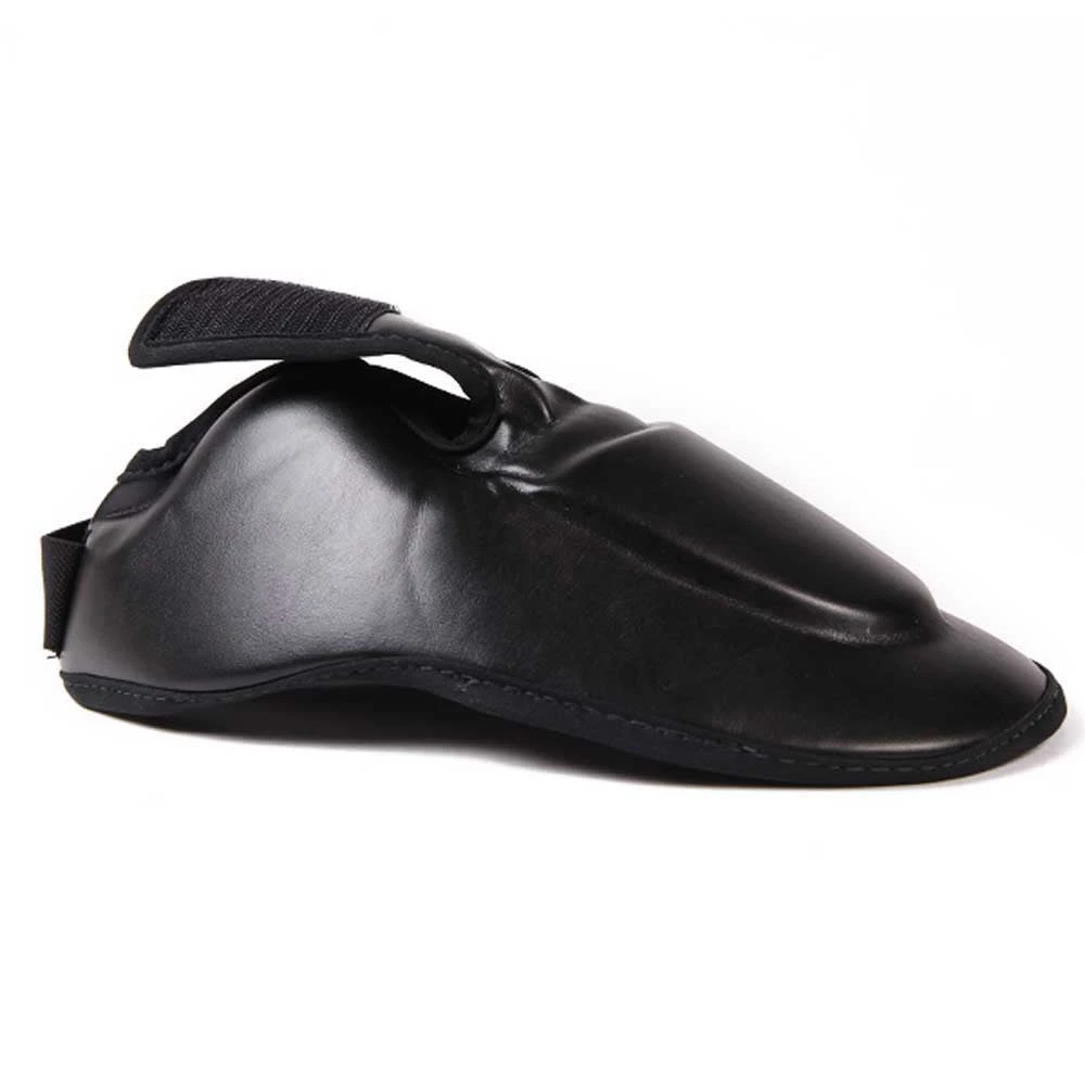 Fairtex Twister Detachable Shin Guards Black 3 Fairtex Twister Detachable Shin Guards Black - Image 3