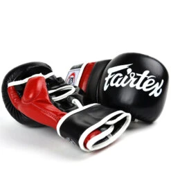 MMA GLOVES BY FAIRTEX FGV18 SUPER SPARRING BLACK/RED -Boxing Club Store mmaglovesfgv18black red3